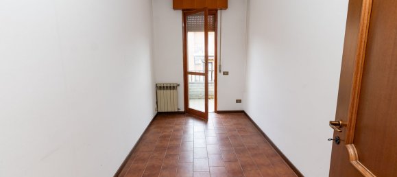 8-salle Villa à Rodano, Italy No. 209327 8