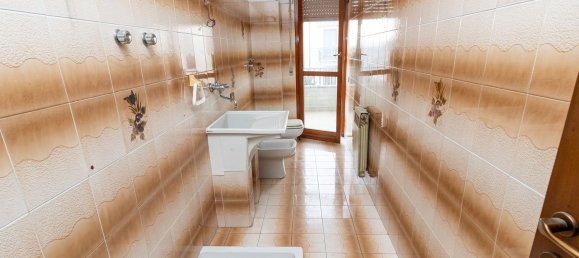 8-salle Villa à Rodano, Italy No. 209327 27