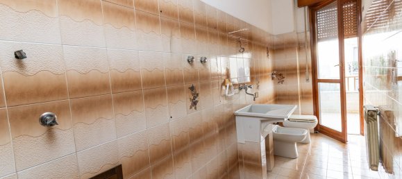 8-salle Villa à Rodano, Italy No. 209327 7