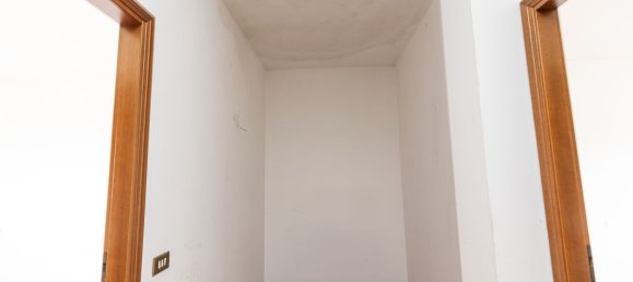 8-salle Villa à Rodano, Italy No. 209327 19