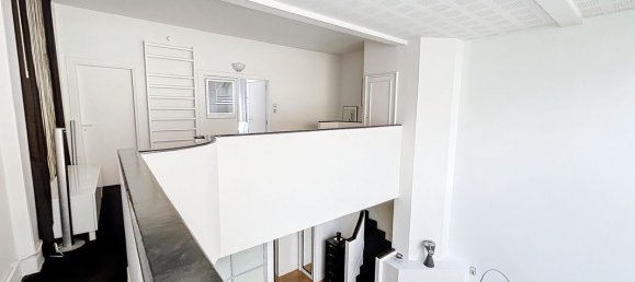 4 bedrooms Duplex in Paris, France No. 165250 5