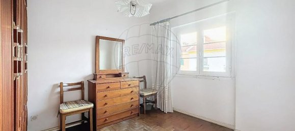 4 bedrooms Villa in Lisbon, Portugal No. 184990 5