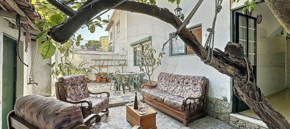 4 bedrooms Villa in Lisbon, Portugal No. 184990 16