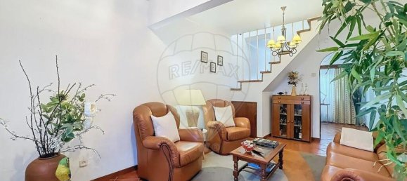 4 bedrooms Villa in Lisbon, Portugal No. 184990 26