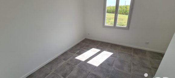 Casa de 4 dormitorios en Les Essards, France No. 348613 15