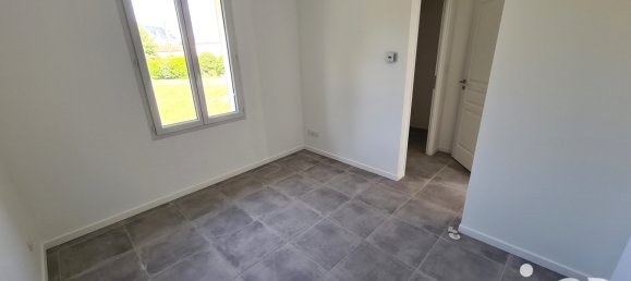 Casa de 4 dormitorios en Les Essards, France No. 348613 20