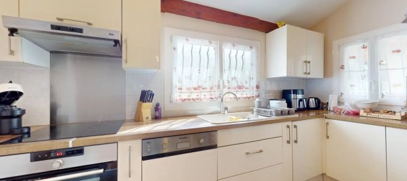 3 bedrooms House in Coubron, France No. 329524 4