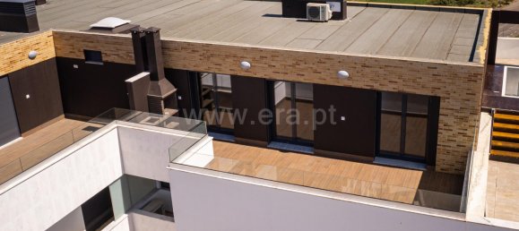 4 Schlafzimmer Doppelhaus in Loures, Portugal, Nr. 127300 11