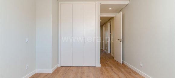 4 Schlafzimmer Doppelhaus in Loures, Portugal, Nr. 127300 14