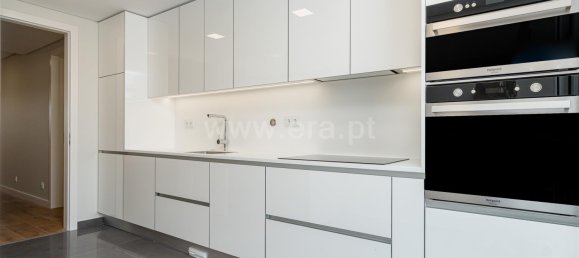 4 Schlafzimmer Doppelhaus in Loures, Portugal, Nr. 127300 5