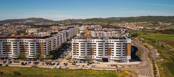 4 Schlafzimmer Doppelhaus in Loures, Portugal, Nr. 127300 17