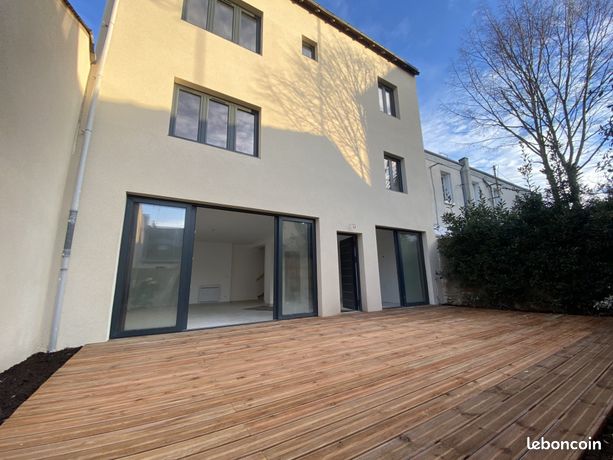 5 Schlafzimmer Haus in Tours, France, Nr. 301596