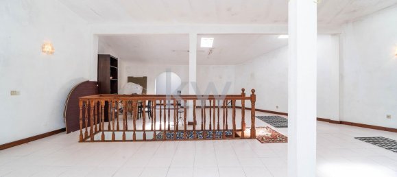 4 bedrooms House in Miranda do Corvo, Portugal No. 78527 13