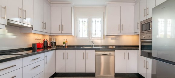 2 Schlafzimmer Haus in Alicante, Spain, Nr. 151769 4