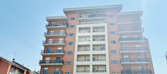 2 rooms Apartment in Turin, Italy No. 287768 18