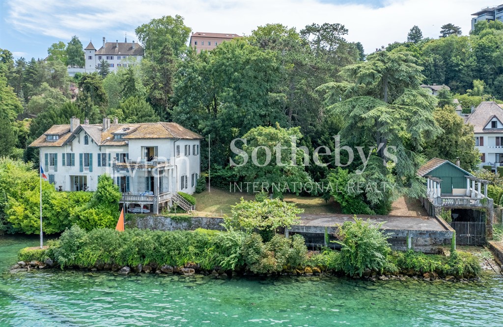 14 chambres Villa à Thonon-les-Bains, France No. 298699