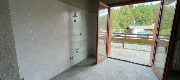 3 rooms Apartment in Sestriere, Italy No. 301744 2