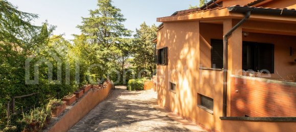 8-salle Villa à Rignano Flaminio, Italy No. 135856 5