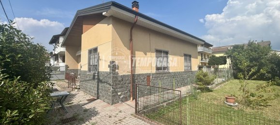 3 rooms Villa in Cesano Maderno, Italy No. 274458 15