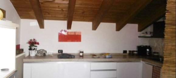 2غرفة شقة في Lesmo, Italy رقم 73819 9