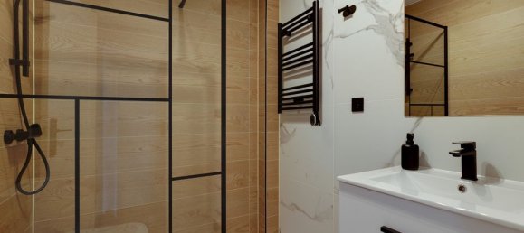 3 bedrooms Townhouse in Alicante, Spain No. 170316 9