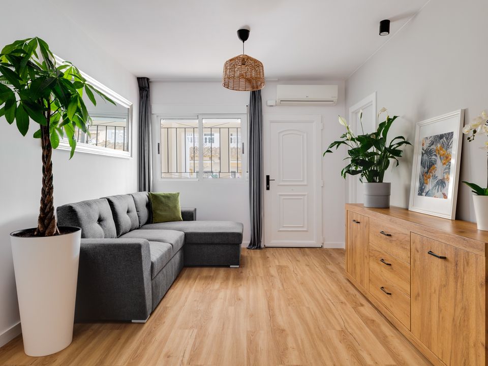 3 bedrooms Townhouse in Alicante, Spain No. 170316