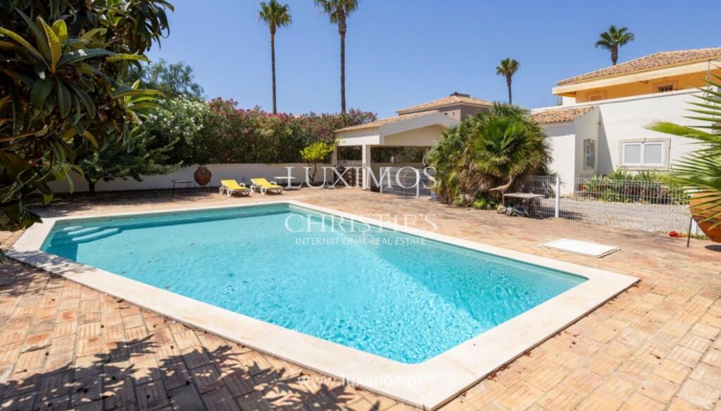 4 bedrooms Villa in Almancil, Portugal No. 268580