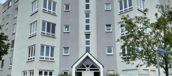 2 rooms Apartment in Schwerin, Germany No. 106632 2