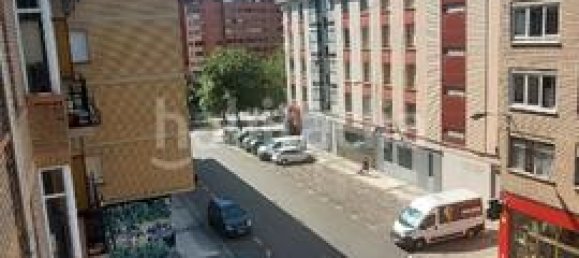 Apartamento T3 em Chartered Community of Navarre, Spain N.º 150402 10