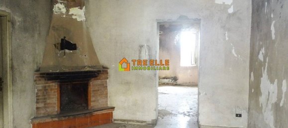 8 غرف نوم فيلا في Marigliano, Italy رقم 207847 21