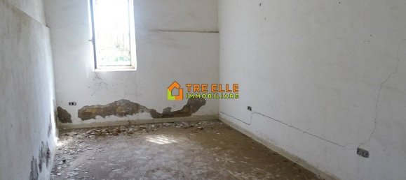 8 غرف نوم فيلا في Marigliano, Italy رقم 207847 16