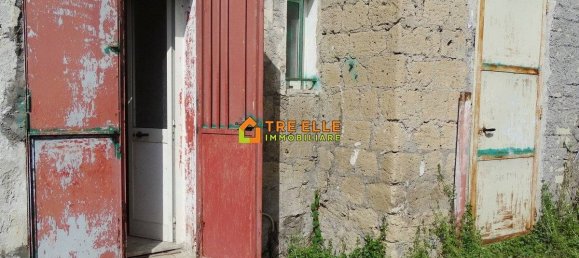 8 غرف نوم فيلا في Marigliano, Italy رقم 207847 8