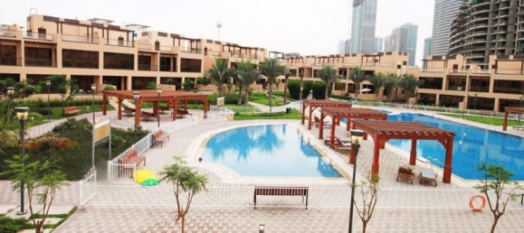 Таунхаус с 4 спальнями в Jumeirah Islands, ОАЭ № 4133 10