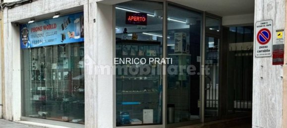 2-salle Propriété commerciale à Bassano del Grappa, Italy No. 157392 11