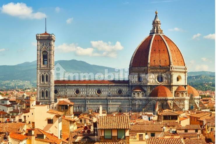 Коммерческая недвижимость с 5 комнатами в Флоренция, Италия № 218767