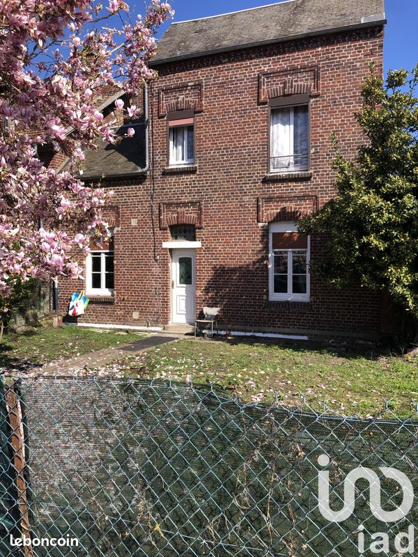 Adosado de 2 dormitorios en Noyon, France No. 68513