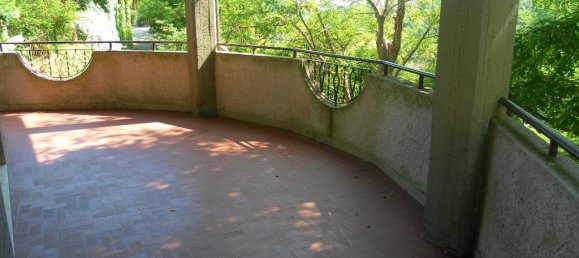 3 bedrooms Villa in Carrara, Italy No. 45781 3