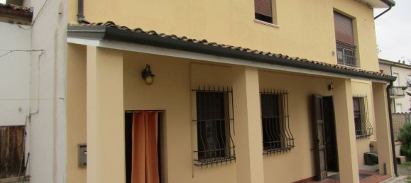 5 rooms Apartment in Vigarano Mainarda, Italy No. 183347 20
