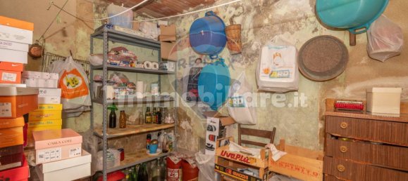 2 bedrooms House in Caltagirone, Italy No. 128677 6