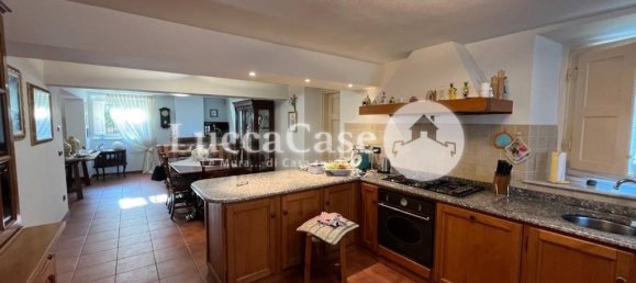 8 rooms Villa in Capannori, Italy No. 143016 23