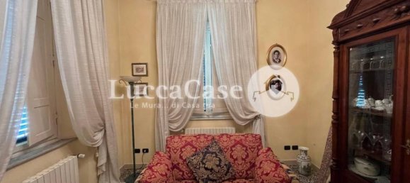 8 rooms Villa in Capannori, Italy No. 143016 4