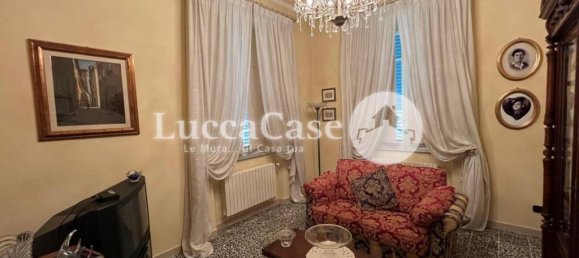 8 rooms Villa in Capannori, Italy No. 143016 5