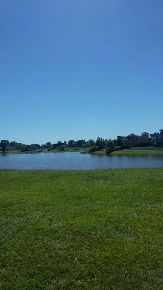  Land in Tigre, Argentina No. 121511