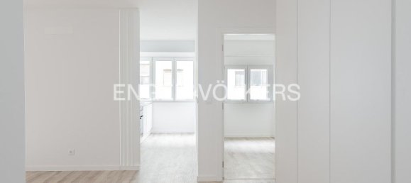 2 bedrooms Apartment in Lisbon, Portugal No. 12607 10