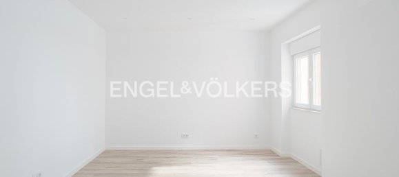 2 bedrooms Apartment in Lisbon, Portugal No. 12607 2