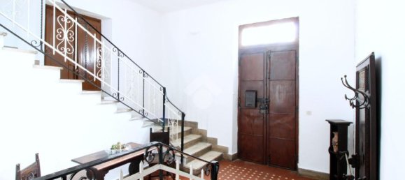 2 Schlafzimmer Villa in Rivoli, Italy, Nr. 329619 15