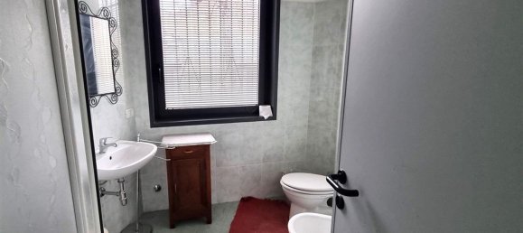 100m² Warehouse in Parma, Italy No. 226420 3