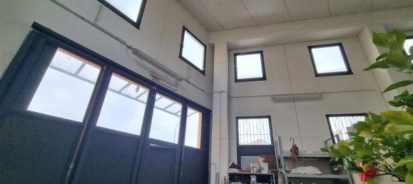100m² Warehouse in Parma, Italy No. 226420 10