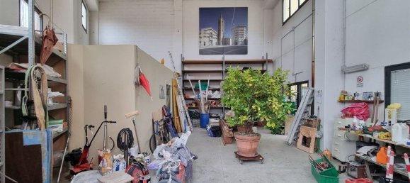 100m² Warehouse in Parma, Italy No. 226420 2