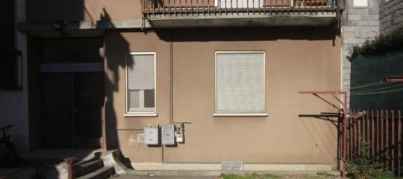 3 rooms Apartment in Vigevano, Italy No. 180431 14